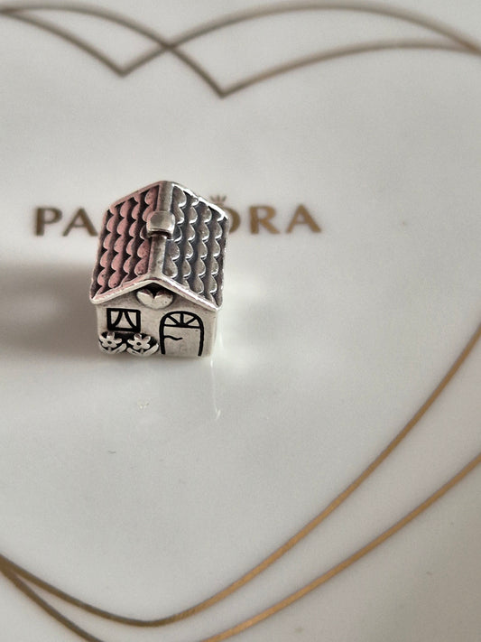 Pandora home sweet home charm